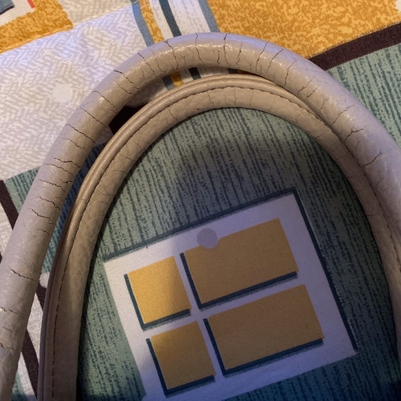 Matt & Nat SHEENAN Vegan Leather Doctor Bag / Purse/ Handbag Beige - Picture 4 of 8